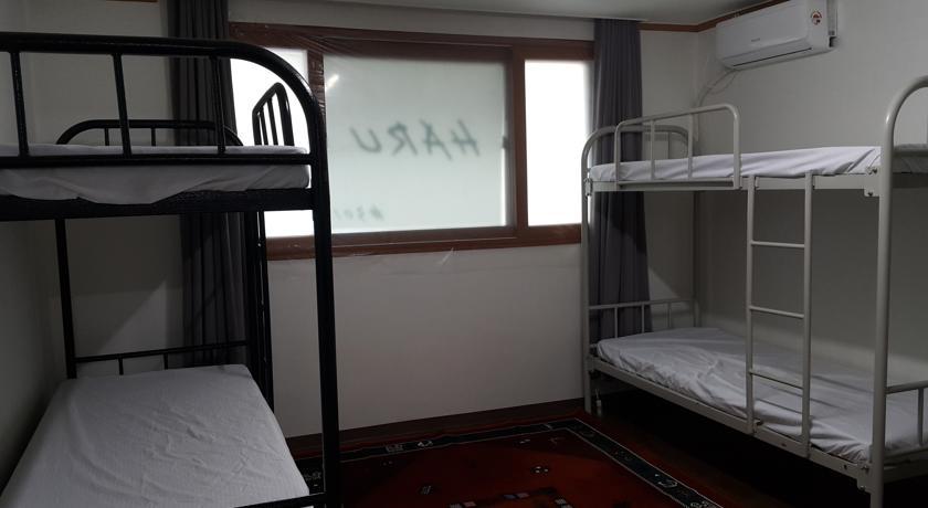 Haru Hostel *